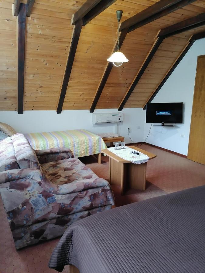فندق House Jezerka جيزيرسي المظهر الخارجي الصورة